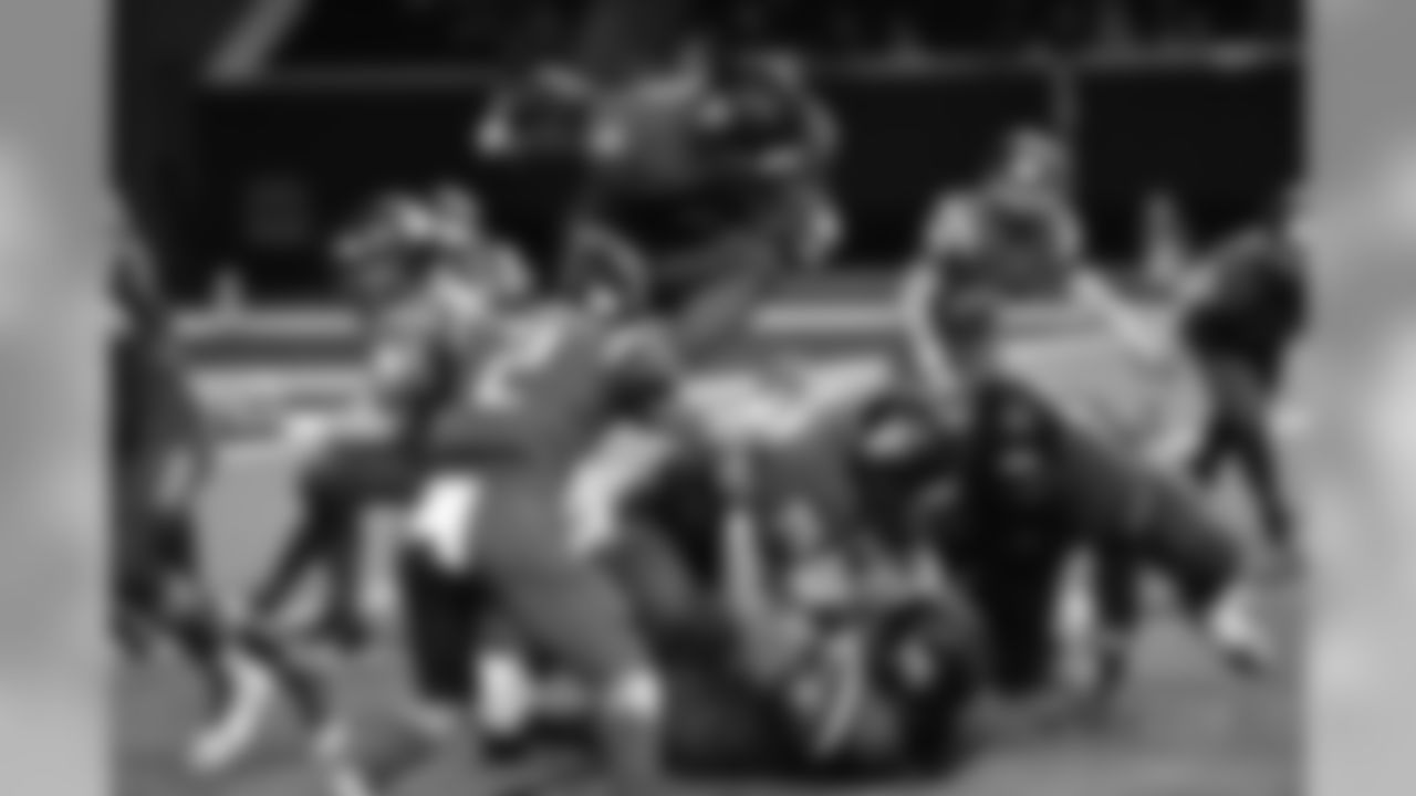 the_star_kickoff_jj1083.jpg