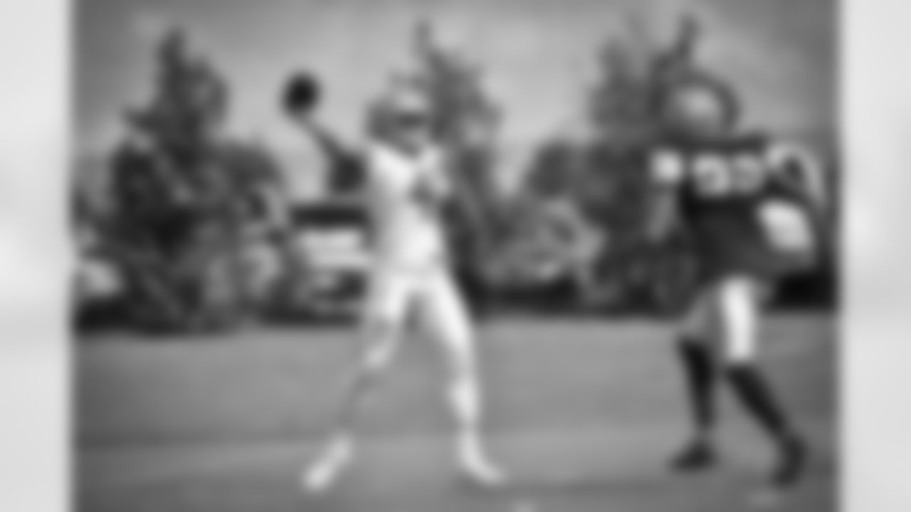 20160914_dal_september_14th_practice_jj1606.jpg