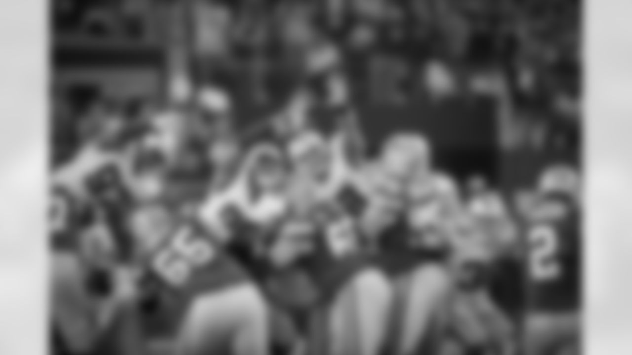 2010115_gb_dal_quickies337ss.jpg