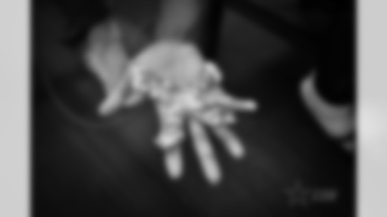 20161118_beasleys_hotsauce_all_jj3346.jpg