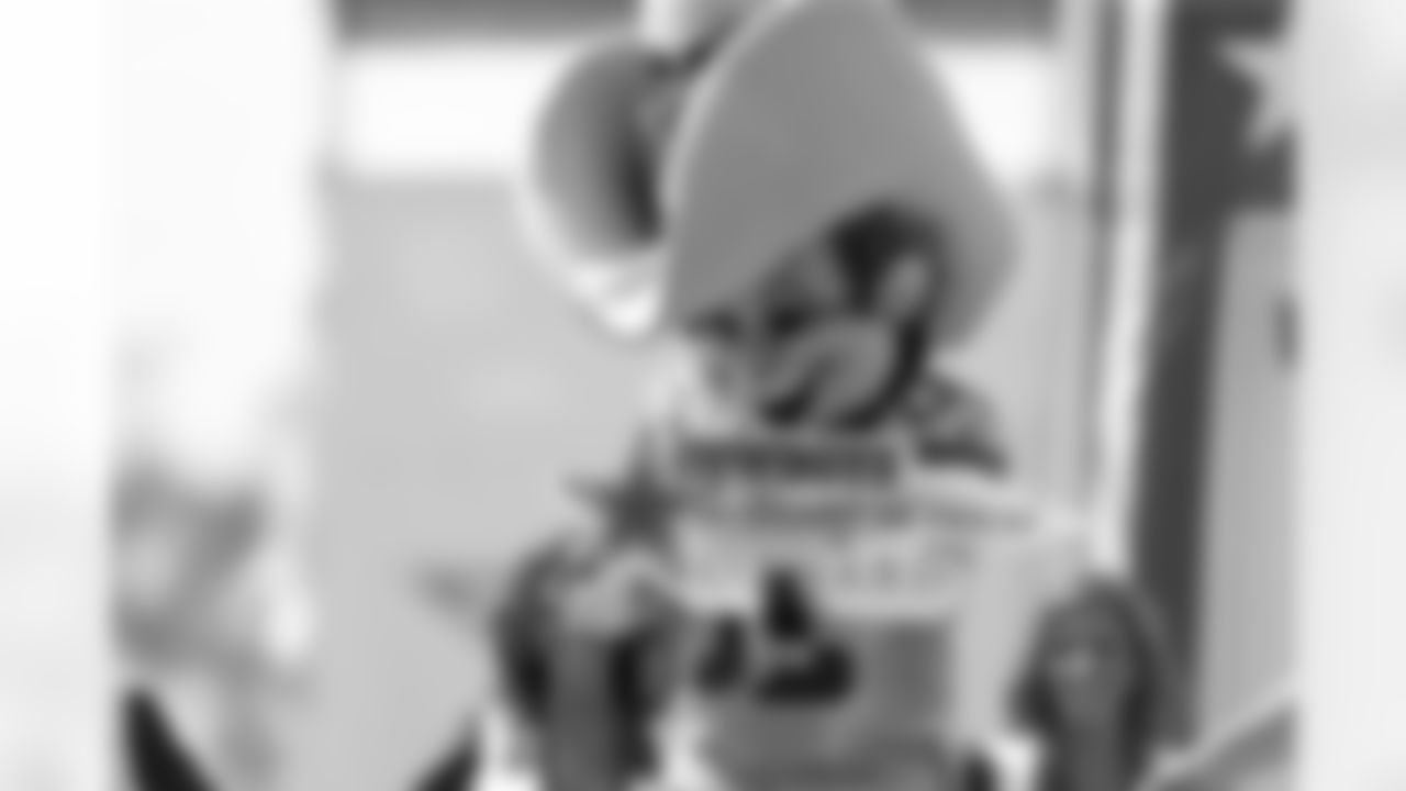 temp20140726_DAL_afternoon_quickies149.jpg