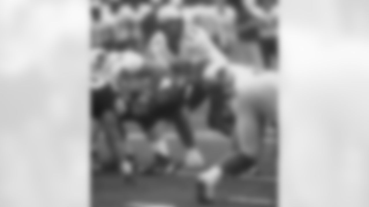 QB Tony Romo playing at Eastern Illinois. Romo signed with Dallas as a rookie free agent in 2003.
