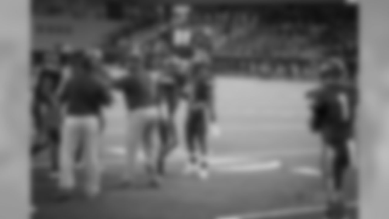 20160827_star_kickoff_quickies105.jpg