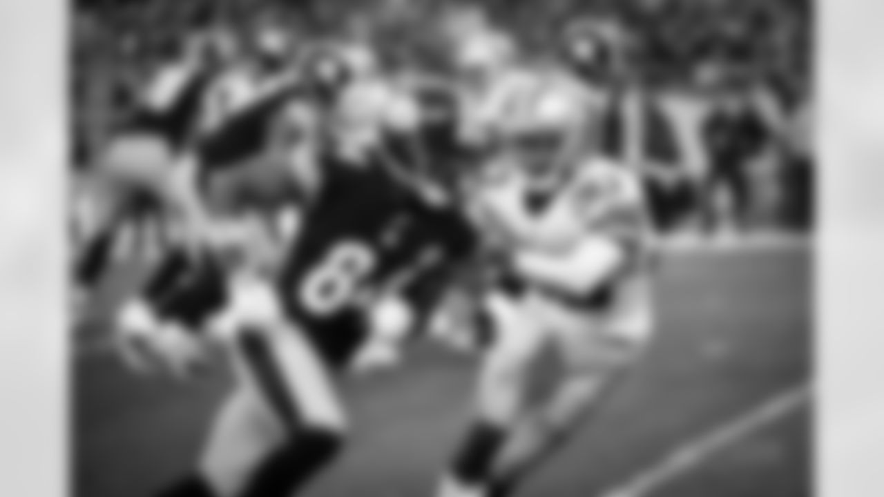 20161114_dal_vs_pit_anthony_brown_selects_jj2311.jpg
