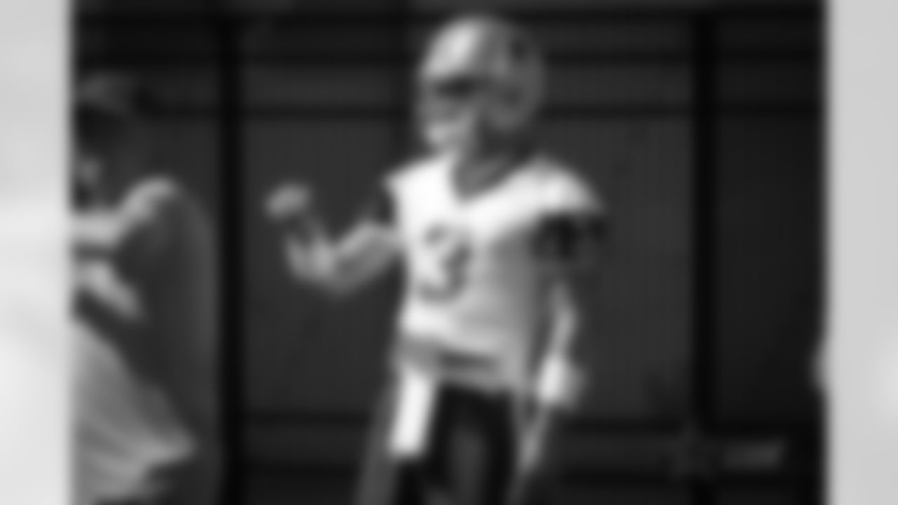 sanchez_0-6.jpg