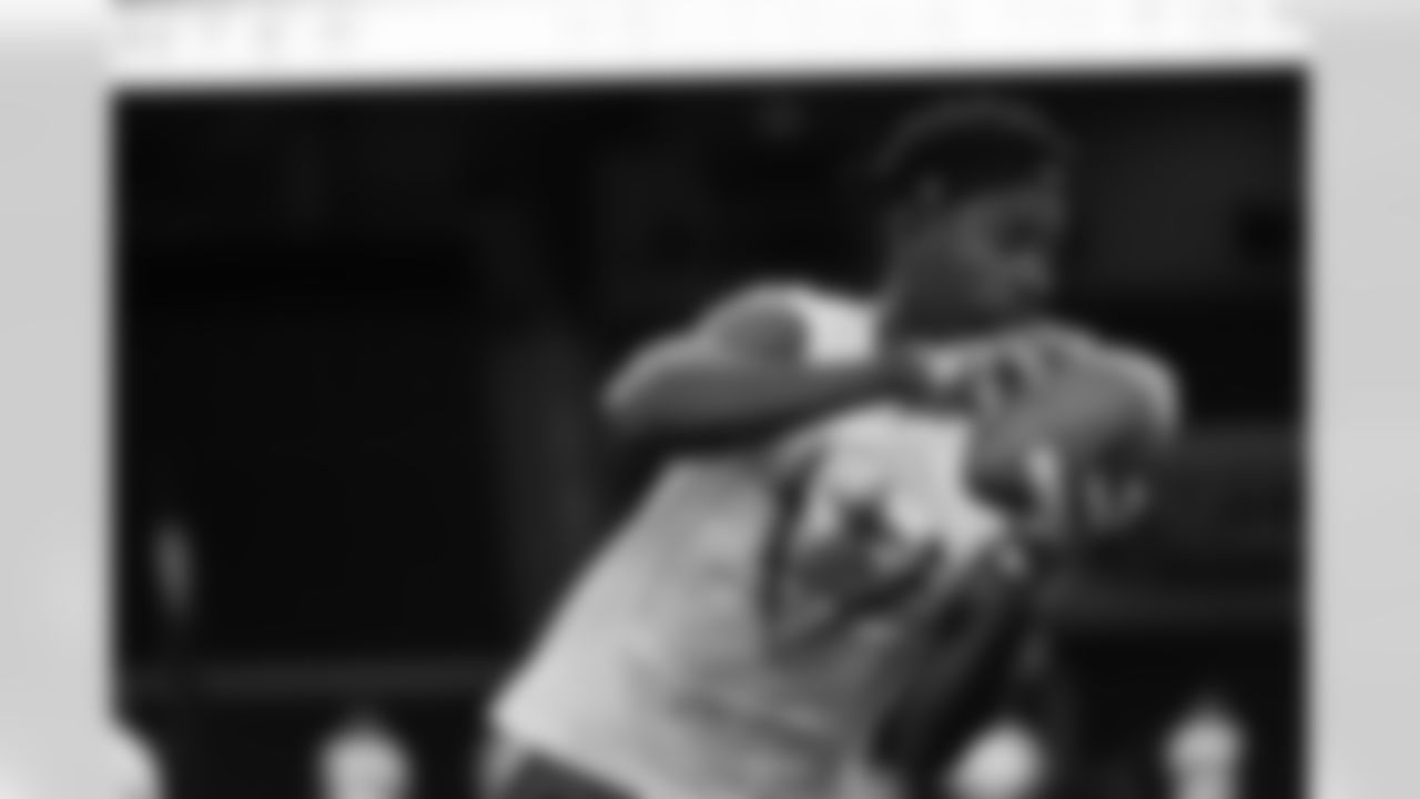 20170422_qb_wr_challenge_jj08796.jpg