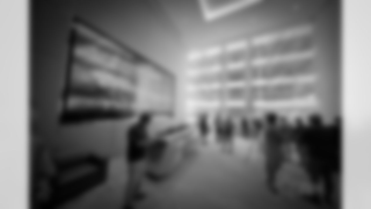 2016021_dal_thestar_media_tour_quickies74.jpg