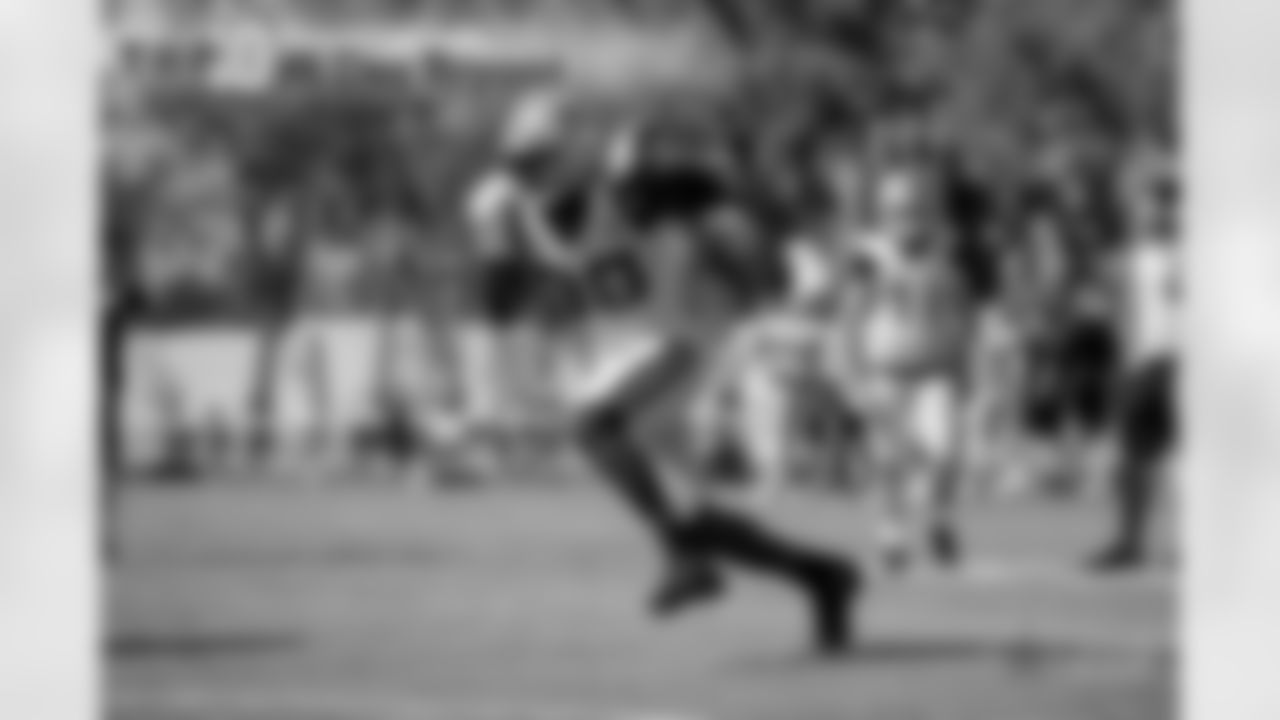 6-dez-bryant-gfx.jpg