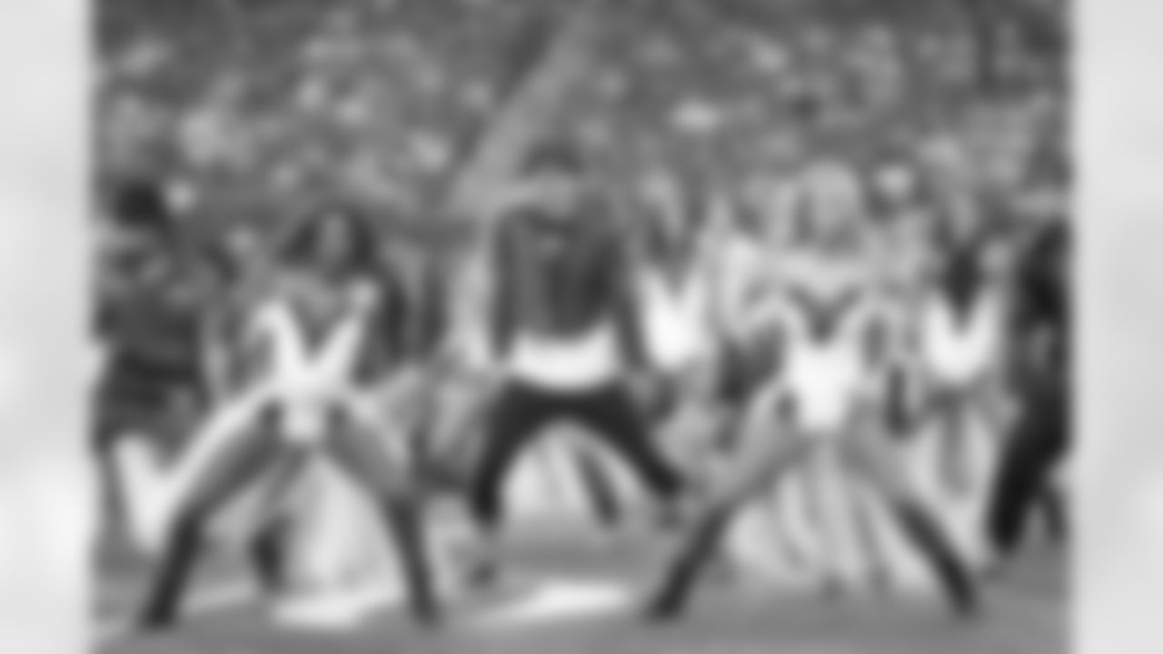 20141027_dal_cheers_halloween156.jpg