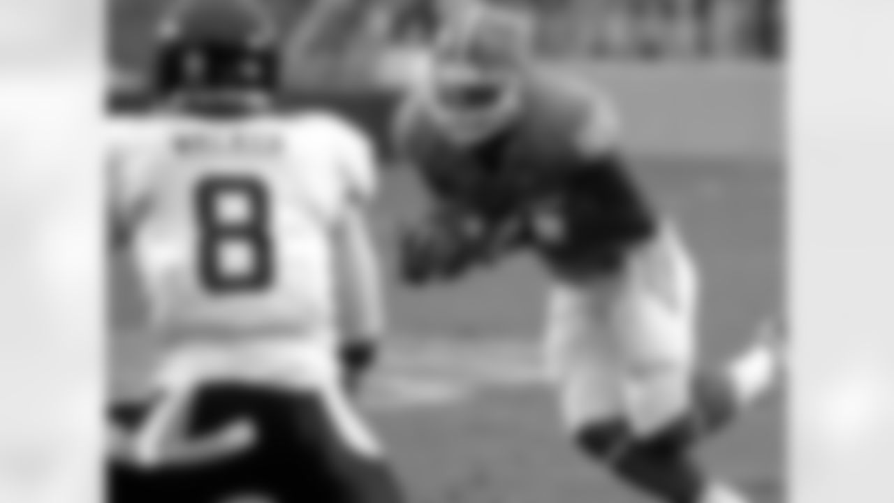 Eric Ebron - TE - UNC