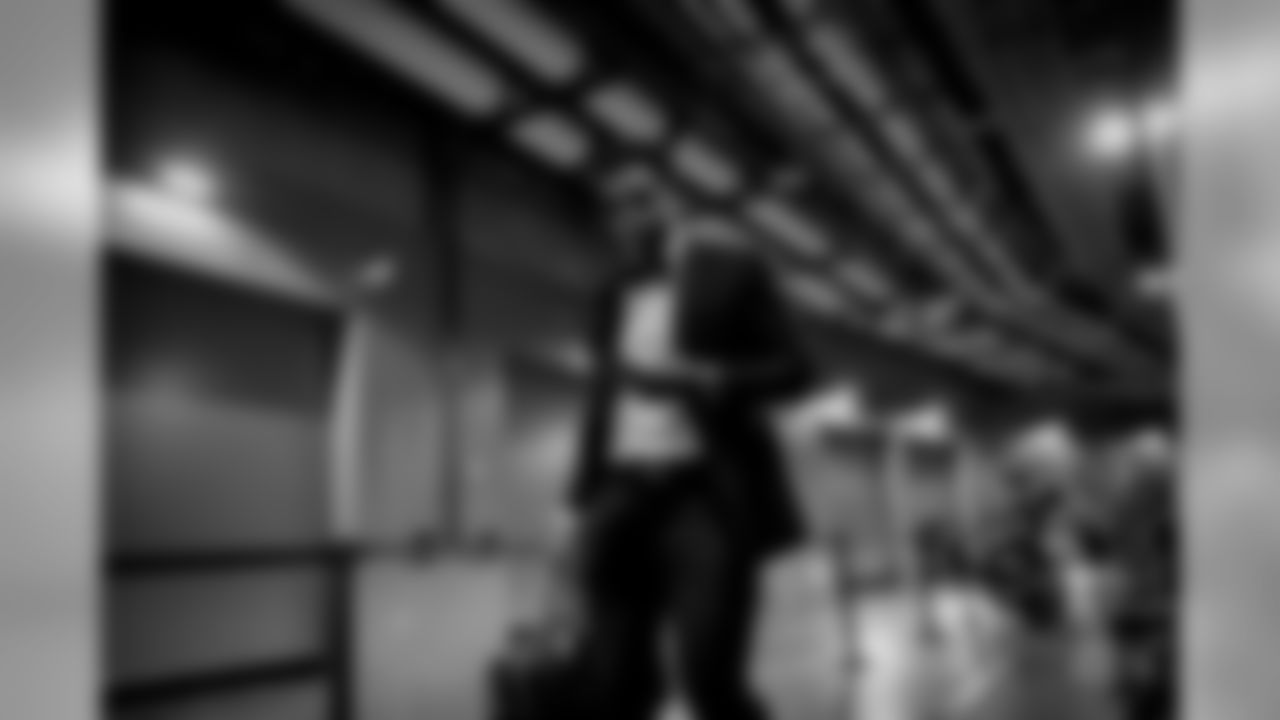 20171130_taco_charlton_selects_jj61895.jpg