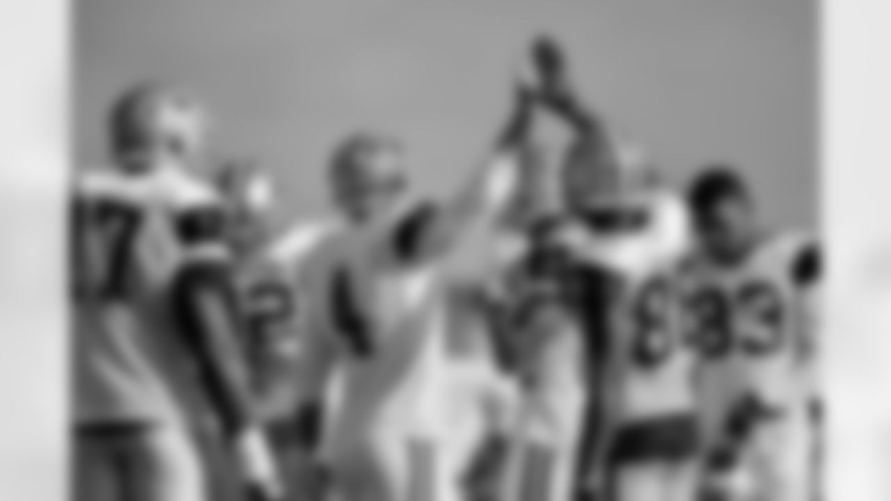 20170814_dal_dak_prescott_selects_jj30524.jpg