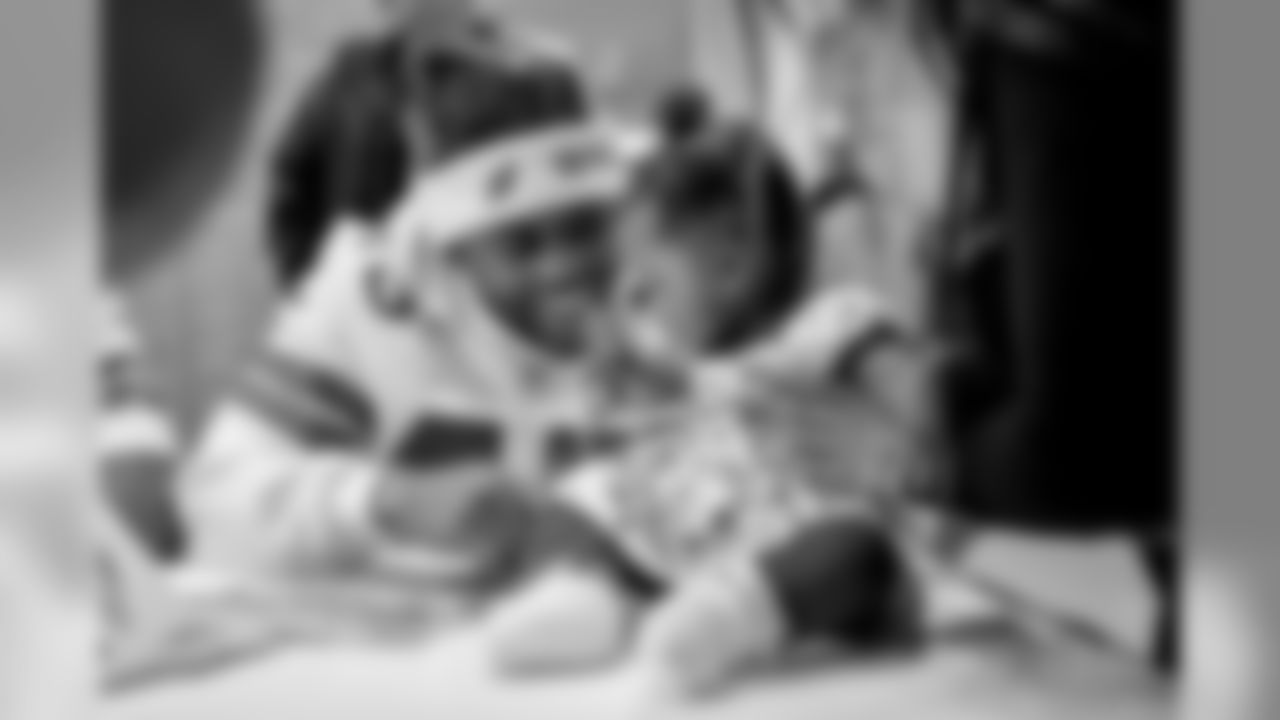 20171204_scottish_rite_hospital_visit_selects_jj62096.jpg