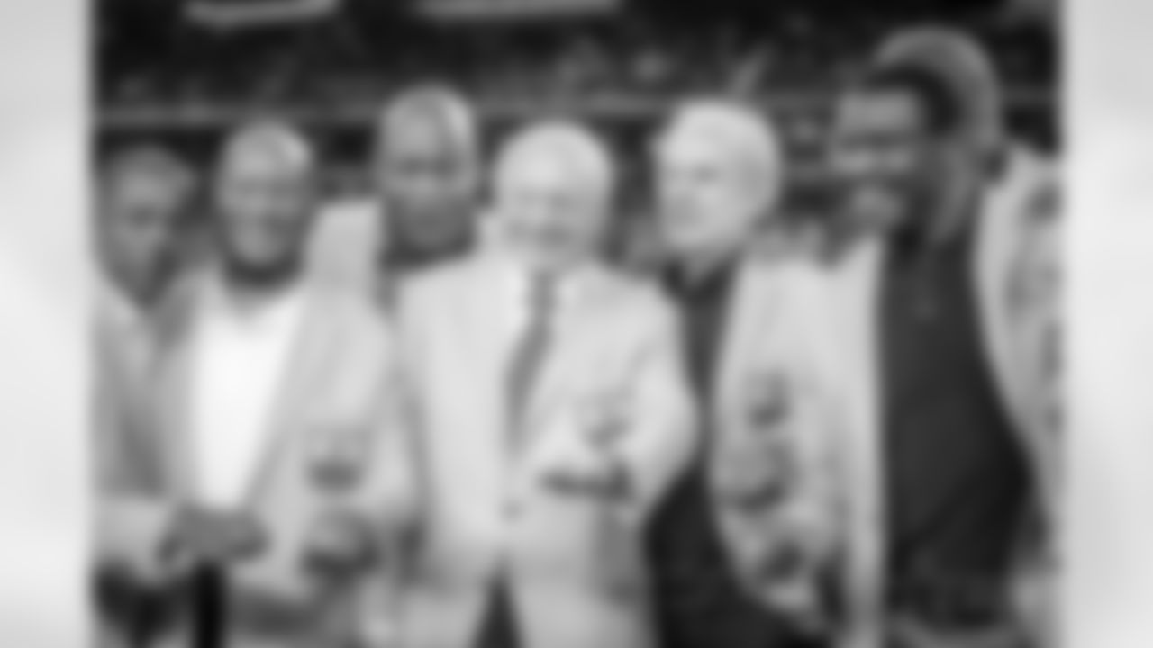 20171119_dal_jerryjones_-pk-280.jpg