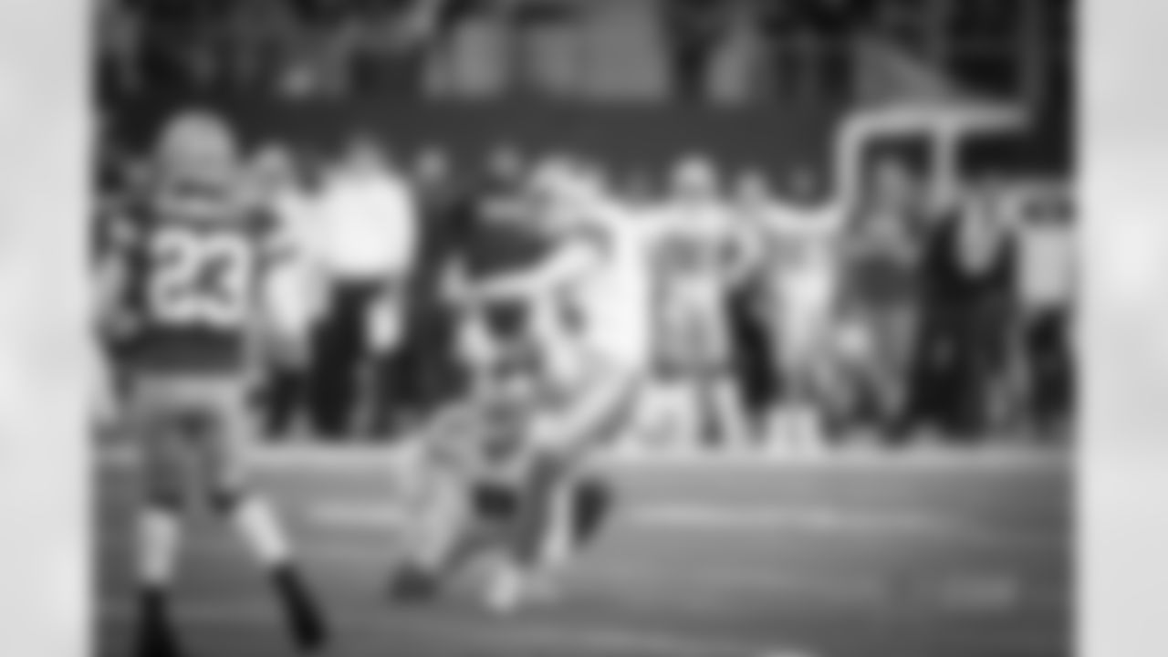 2010115_gb_dal_quickies331.jpg