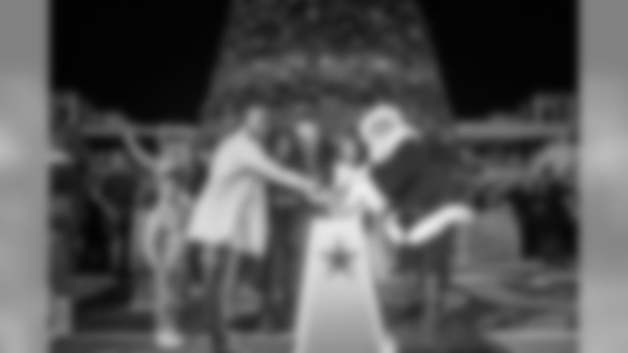 24 November 2017: Views of the Dallas Cowboys Christmas Spectacular at Ford Center at The Star in Frisco, Texas. It was the first lighting of the Christmas tree held at The Star. Photo by James D. Smith/Dallas Cowboys