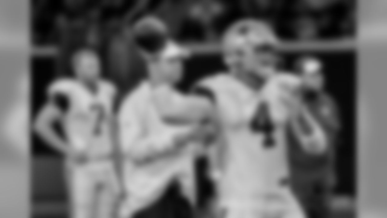 20170828_dal_dak_prescott_selects_jj37911.jpg