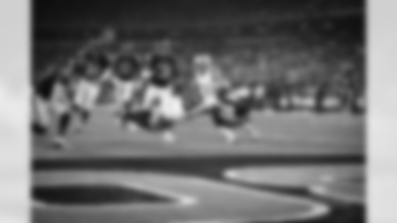 20160925_dal_vs_chi_dez_bryant_selects_jj1136.jpg