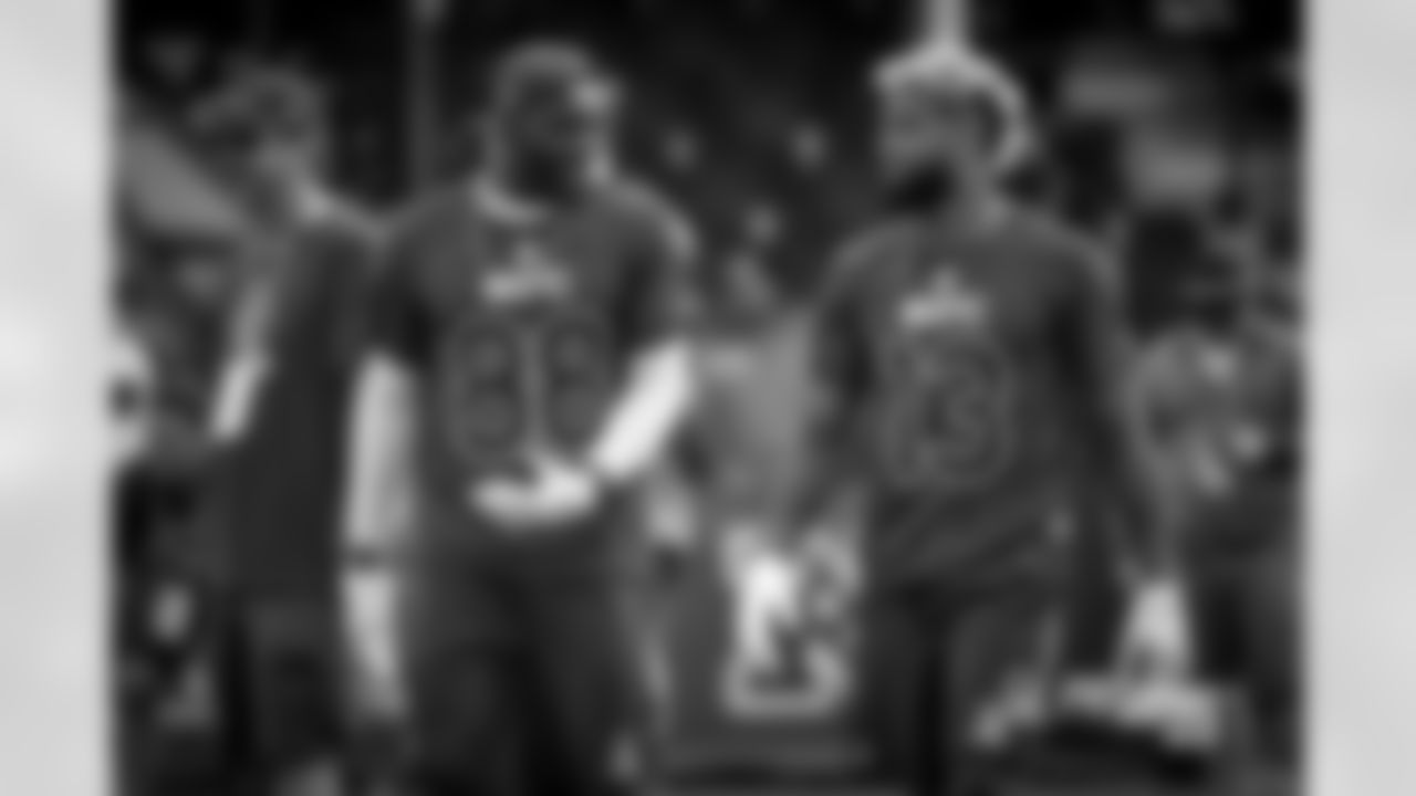 20170127_probowl_dez_bryant_selects_jj29144.jpg