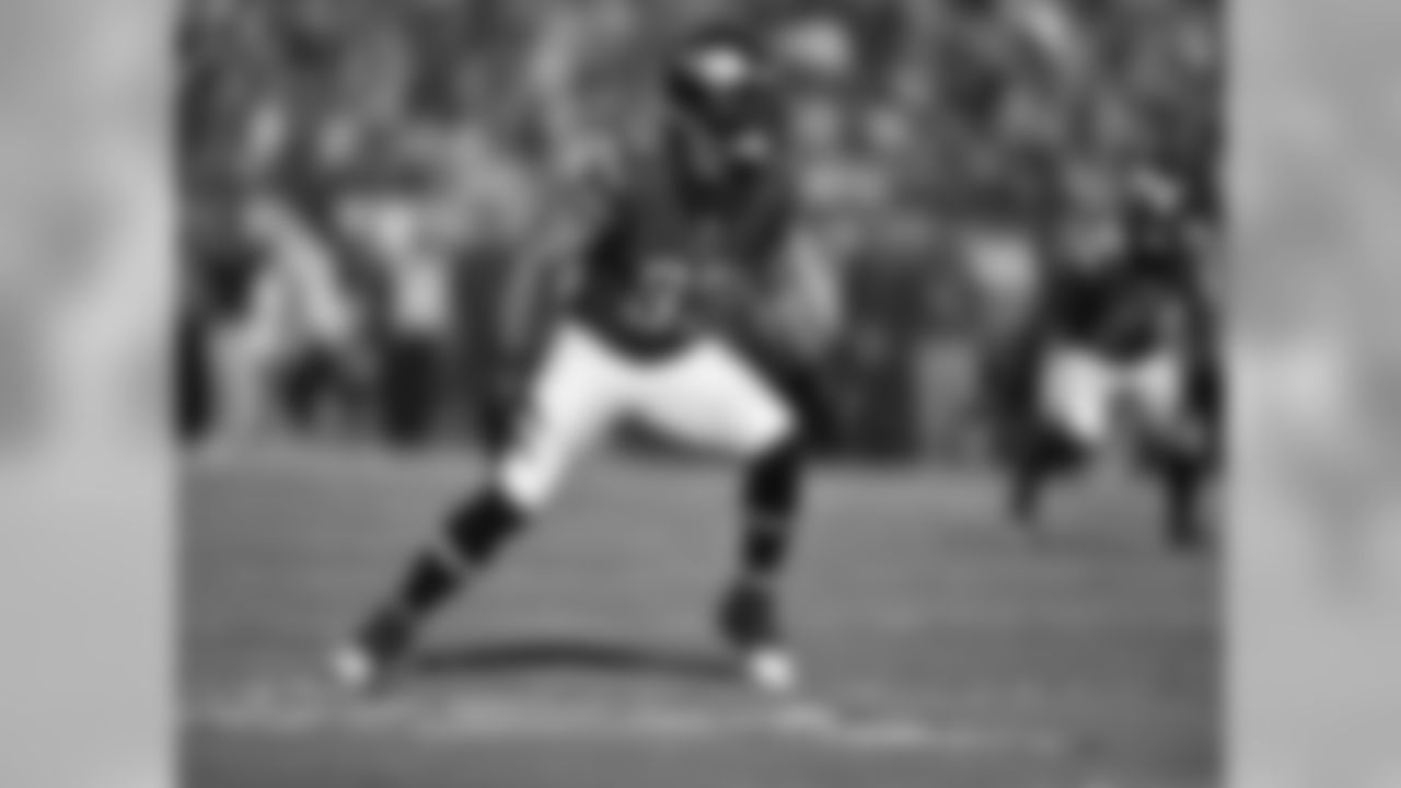 Kendricks picked up seven more tackles against the Titans in Week 12.