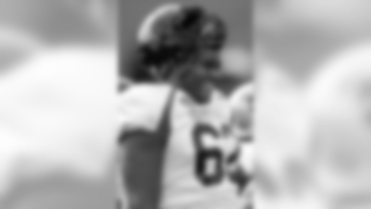OL Le'Raven Clark out of Texas Tech
