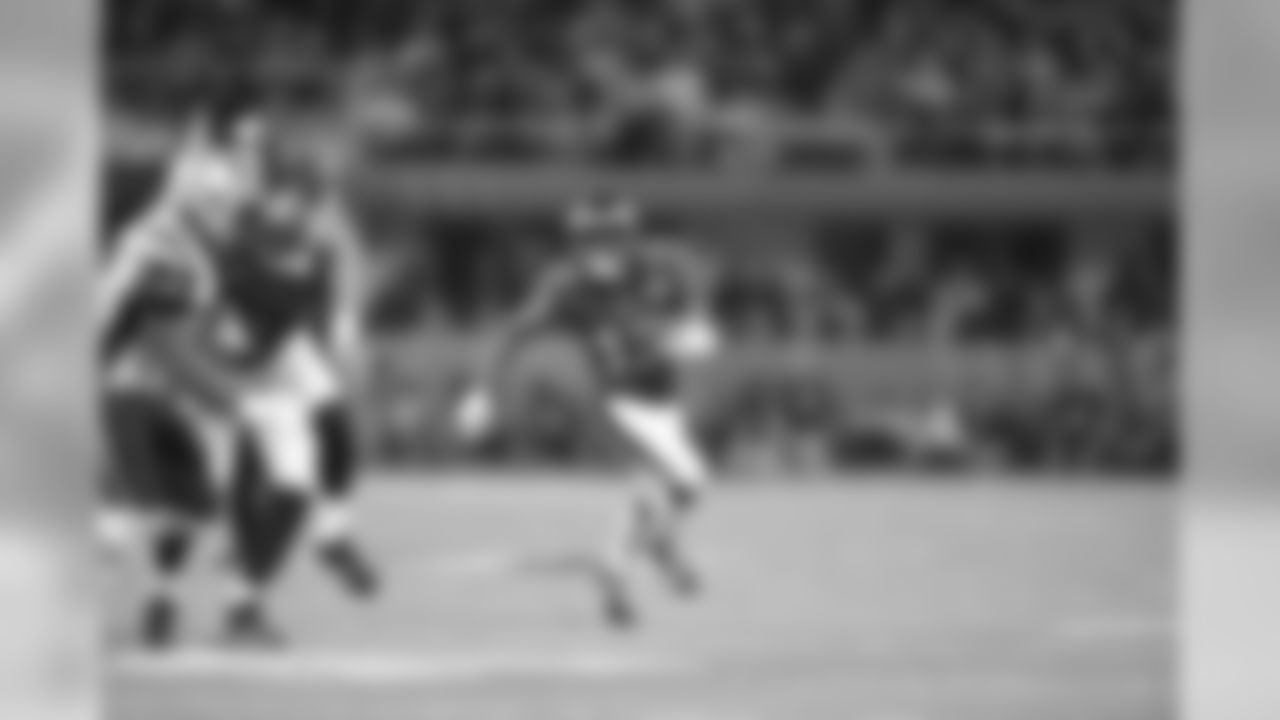 WR Nelson Agholor