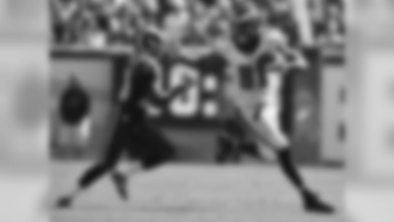Take this! WR Jordan Matthews' size made him tough to defend in the open field