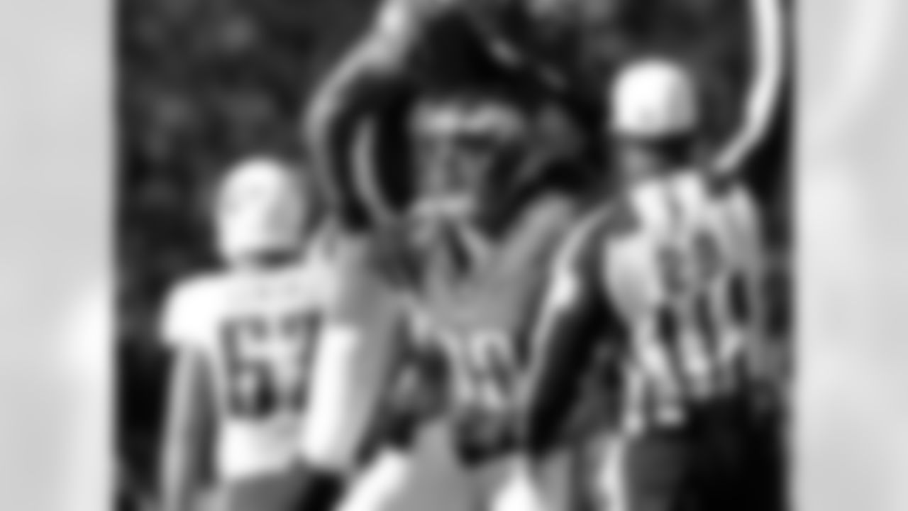 After flattening Tennessee, Barwin had piled up 12.5 sacks in 12 weeks, already a career-high for sacks in a season.
