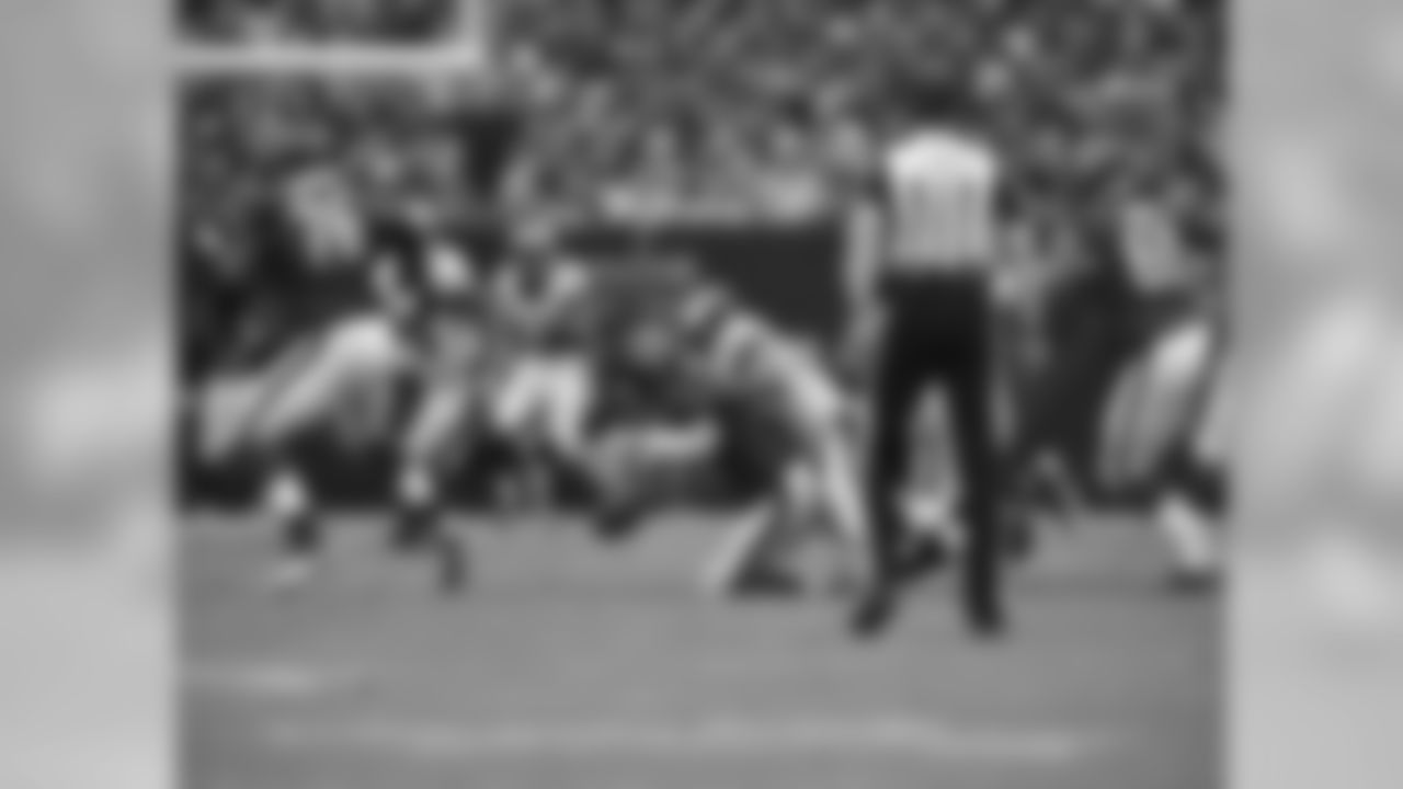 Kendricks forces one of his three forced fumbles on the year against the Houston Texans in Week 9.