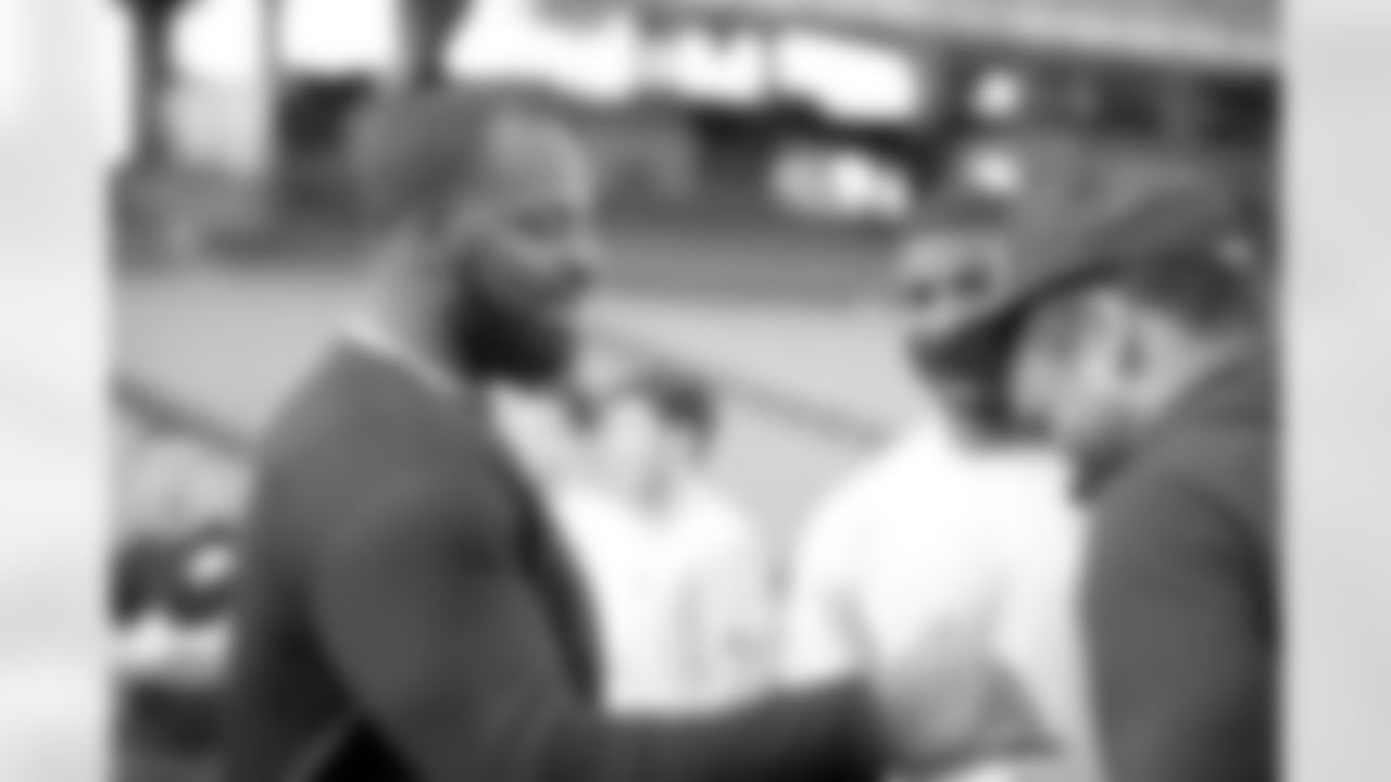 Fletcher Cox, Vinny Curry and Nnamdi Asomugha