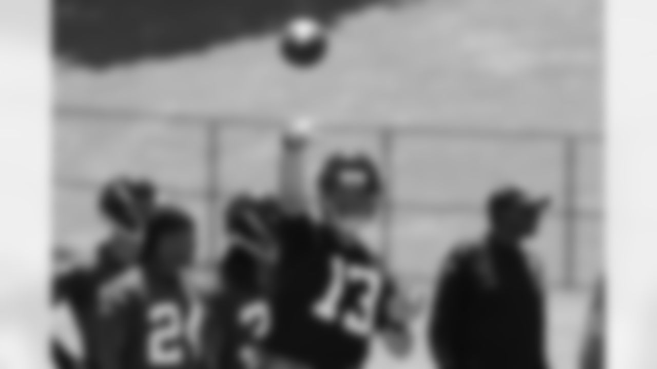 QB Sean Renfree