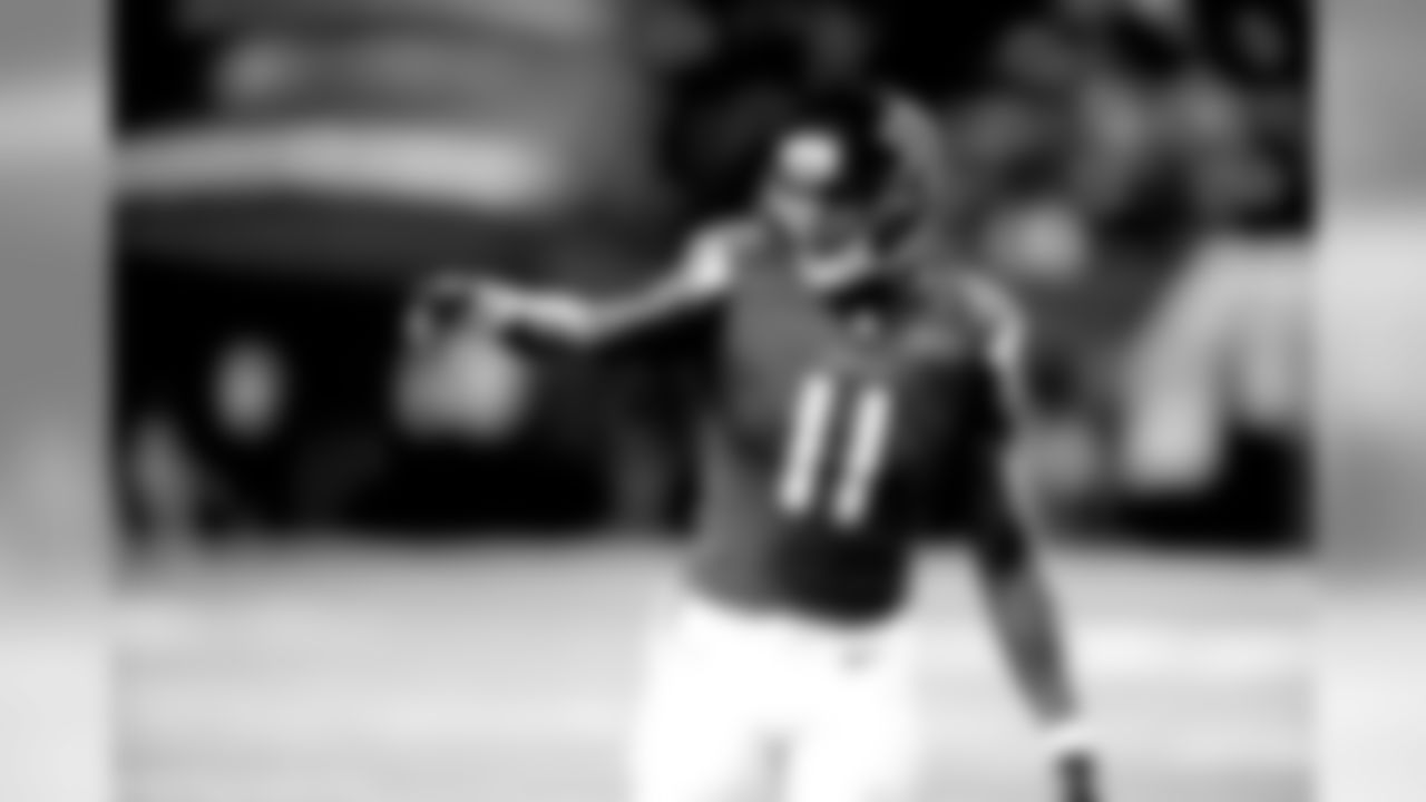 WR Julio Jones finished with 1,871 receiving yards in the 2015 season