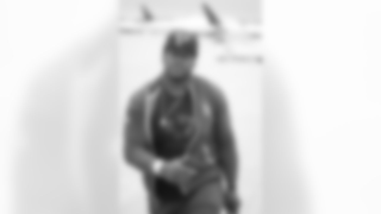 DT Jonathan Babineaux