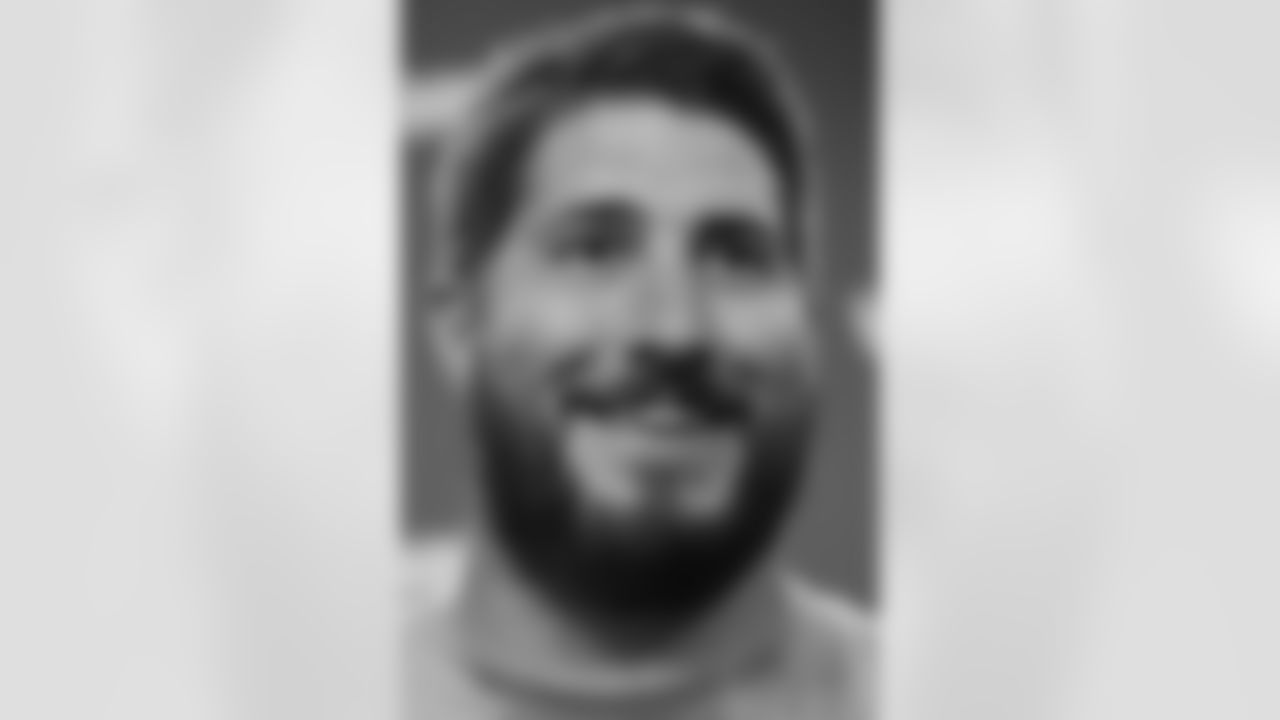 C Alex Mack