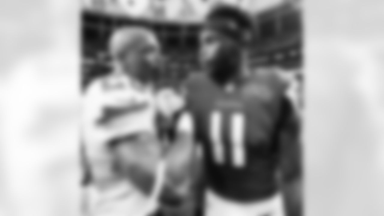 An almost hug with Adrian Peterson