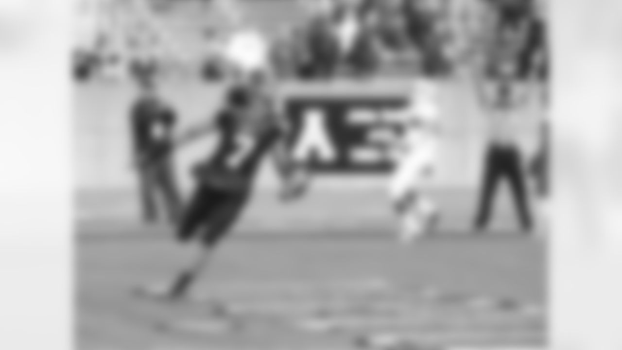 WR Malachi Jones