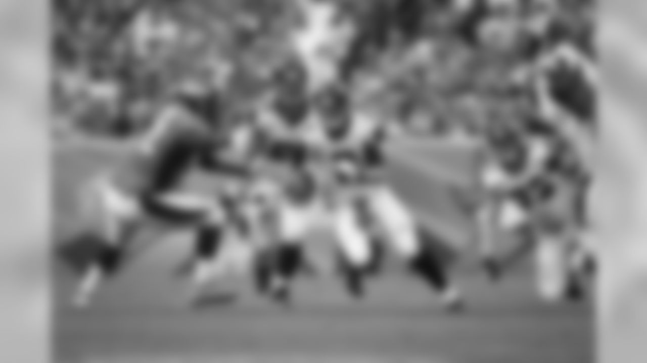 Week 5 - Falcons at Broncos
Ryan went 15-of-28 for 267 yards with one touchdown on the day. He connected with Tevin Coleman four times for 132 yards, making Coleman the first 100-yard receiver the Broncos had allowed in 2016.