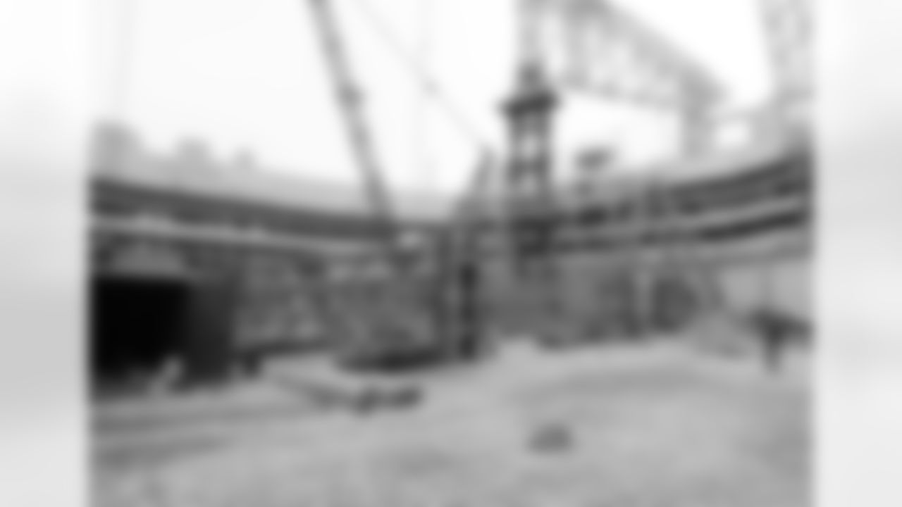 February 2016 – Steel continues to be prepared for installation and set at the stadium site. This includes the assembly of the roof steel trusses, exterior façade steel and interior metal wall framing of the building.