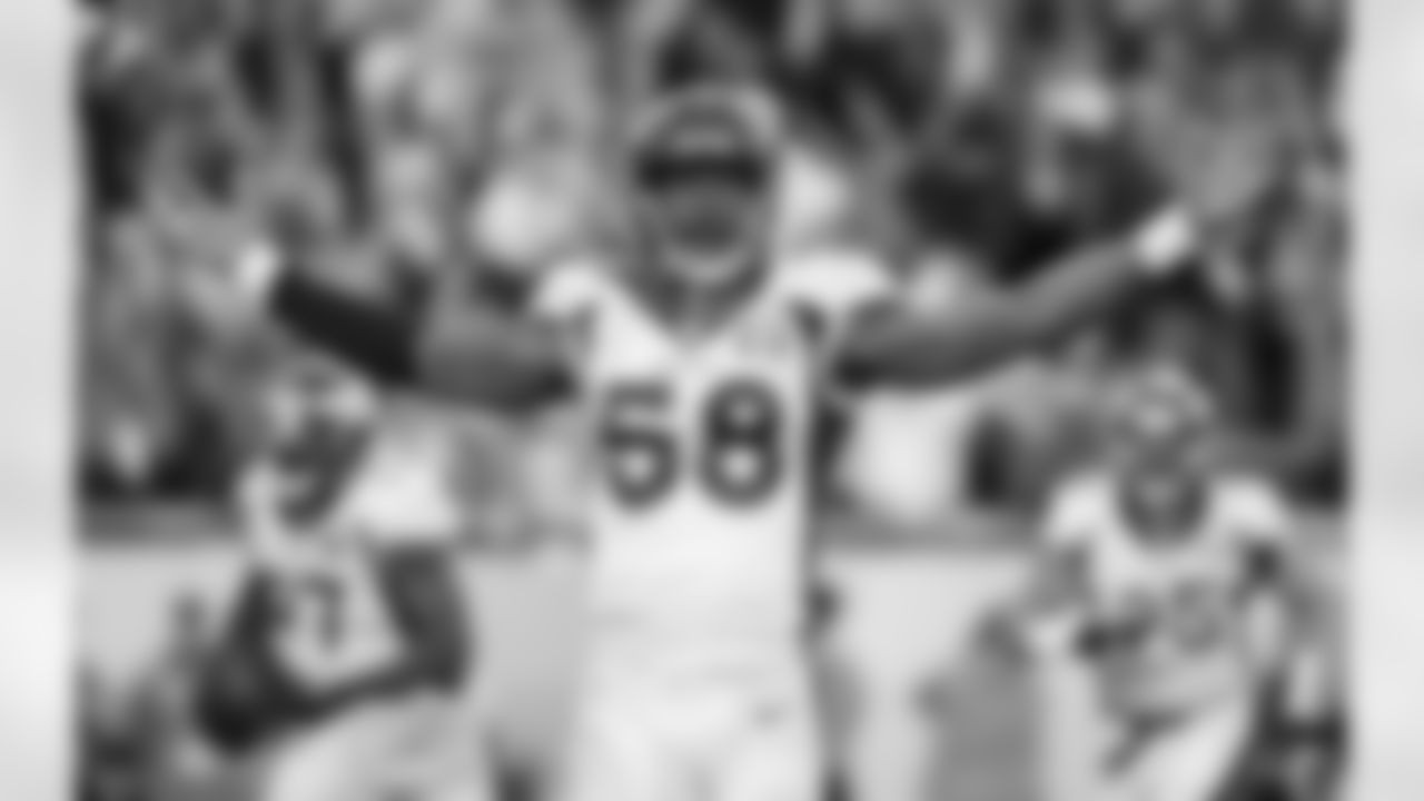 Von Miller, LB, Denver Broncos