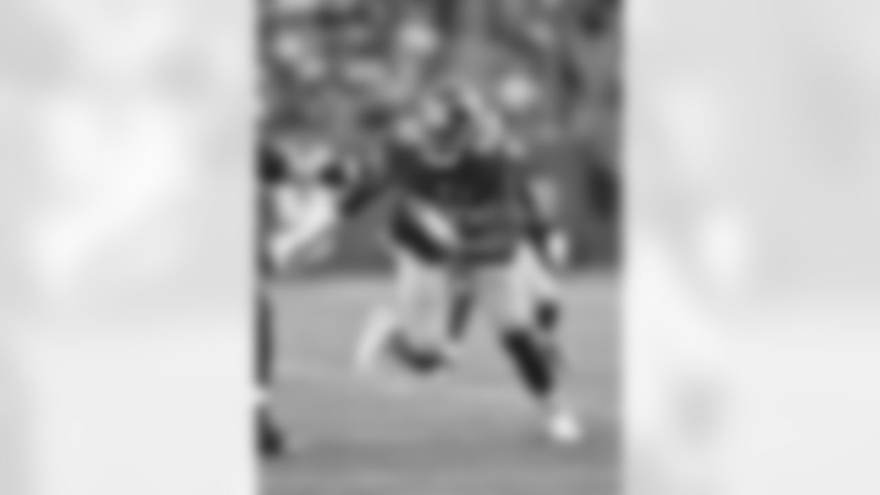 DEFENSIVE END JASON PIERRE-PAUL