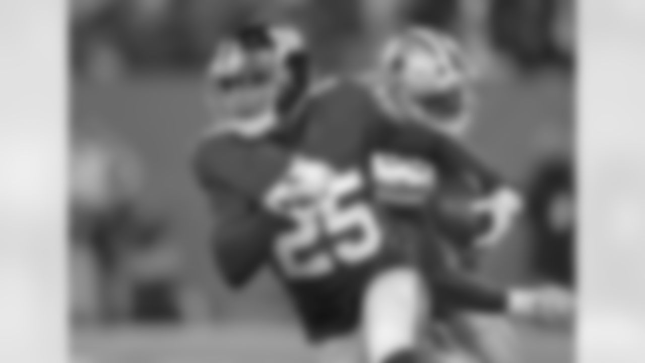 DB Leon Hall