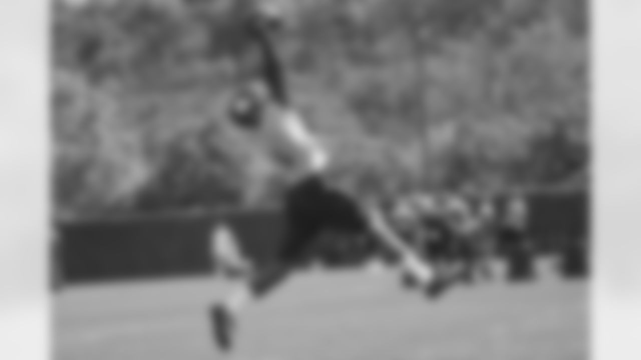 Pittsburgh Steelers (No. 25): Artie Burns, CB, Miami