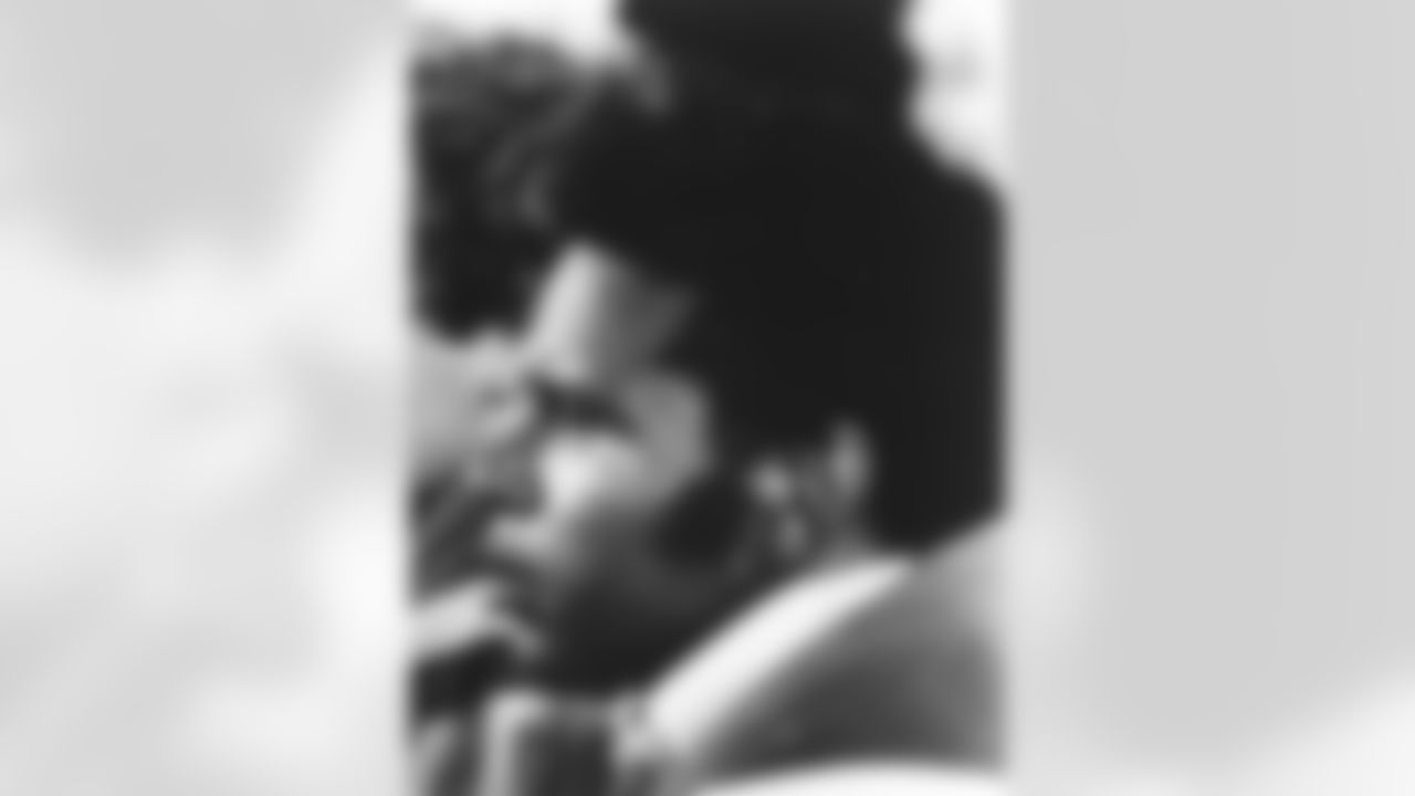 Winston Hill Photos