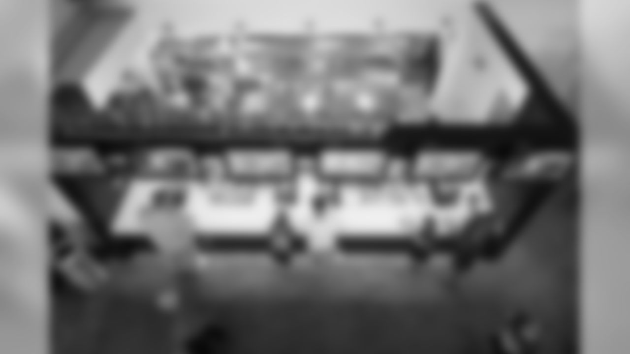 Food in the Mezzanine Level Touchdown & Lexus Clubs