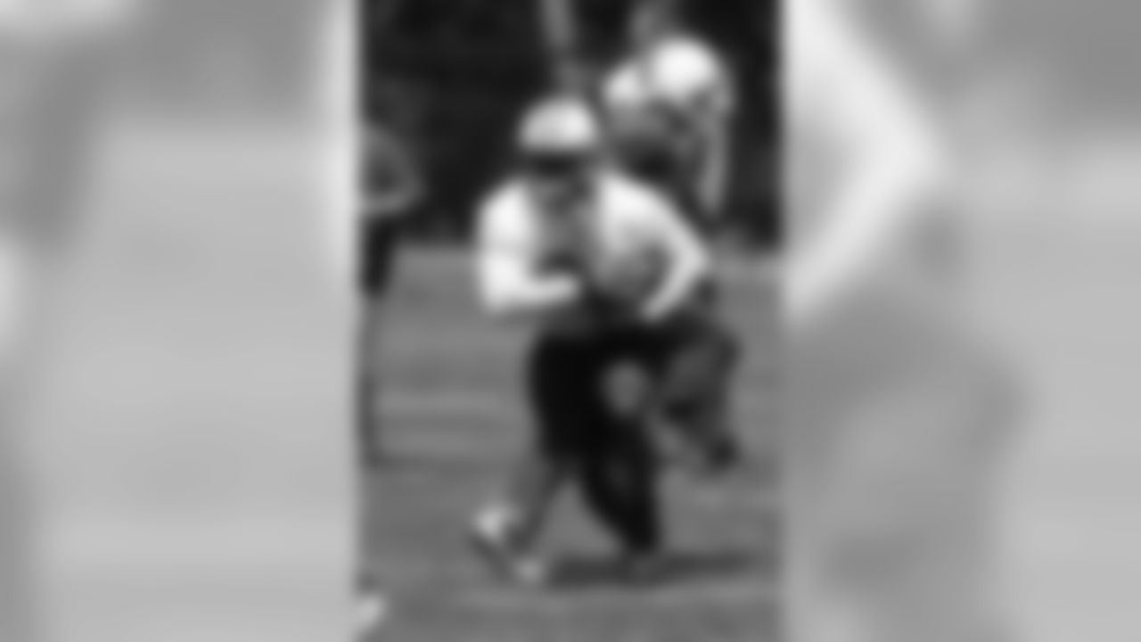RB Shonn Greene Photos