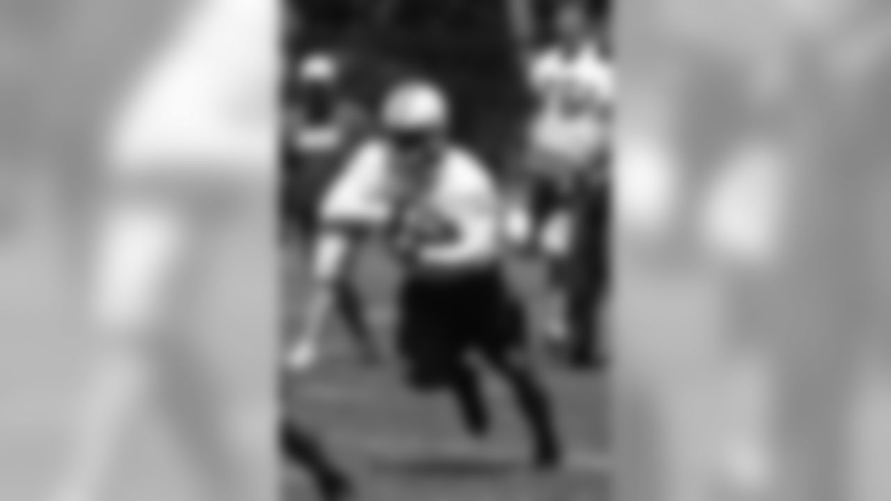 RB Shonn Greene Photos
