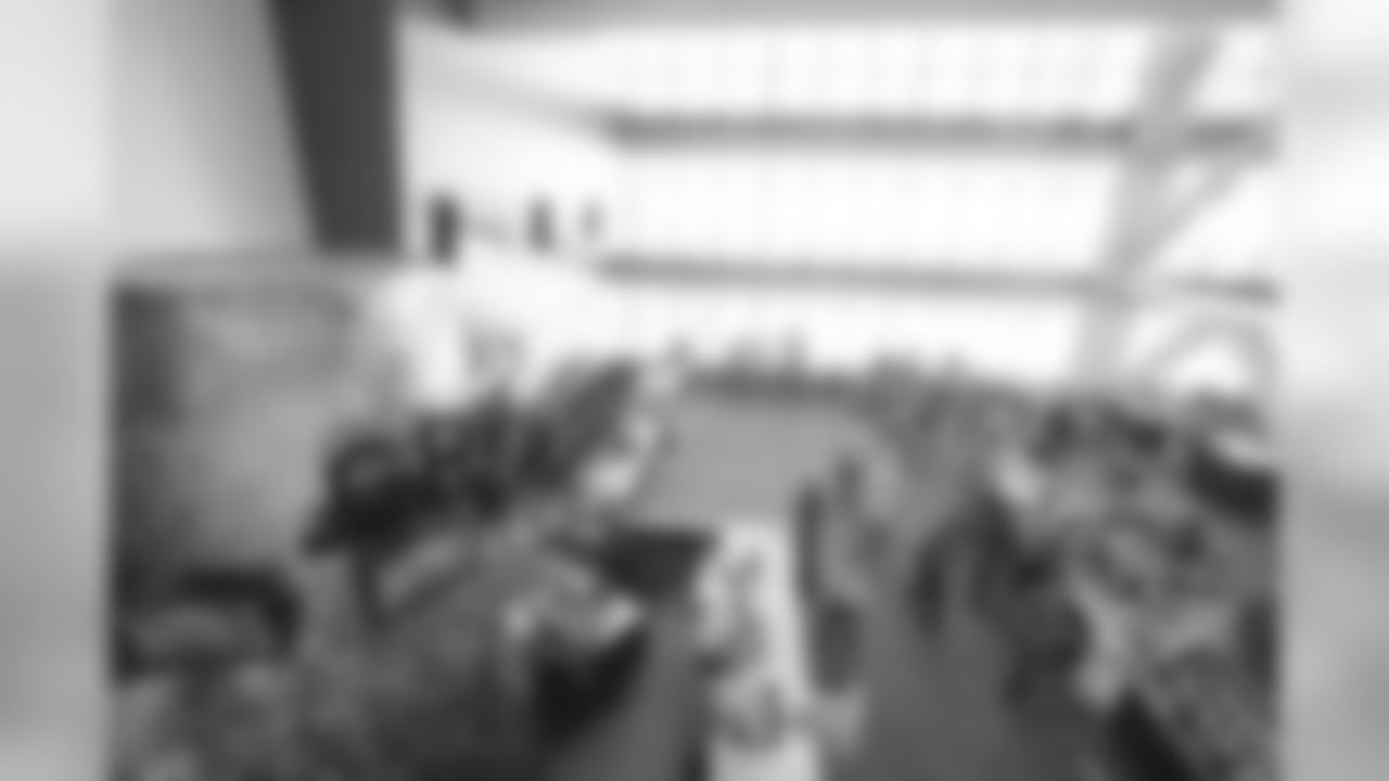The Lounge in the Mezzanine Level Touchdown & Lexus Clubs
