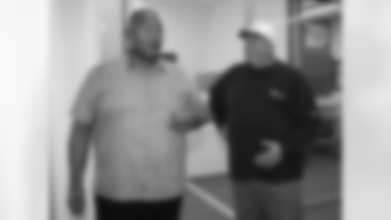 Winston Hill Photos