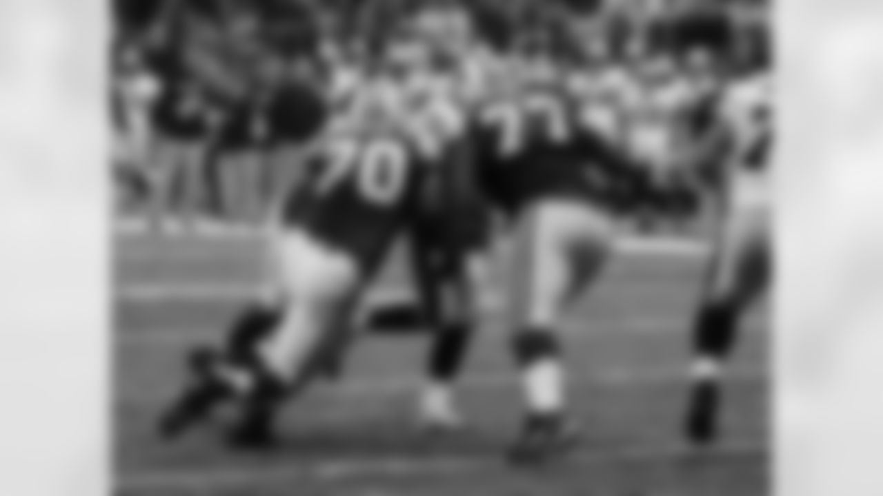 2009 Week 4 - Jets at Saints Photos