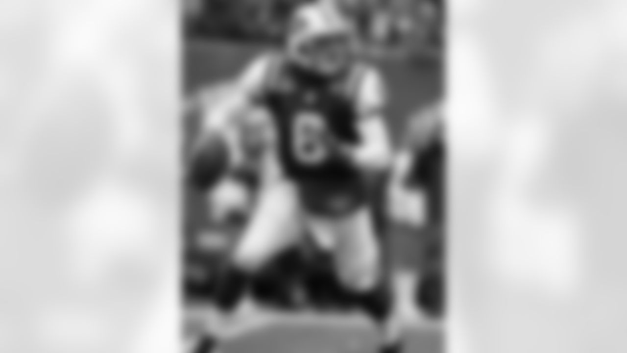 2009 Week 6 - Jets vs Bills Photos